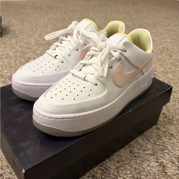 Nike White and Light Pink AF1 Sneakers - Picture 3 of 6